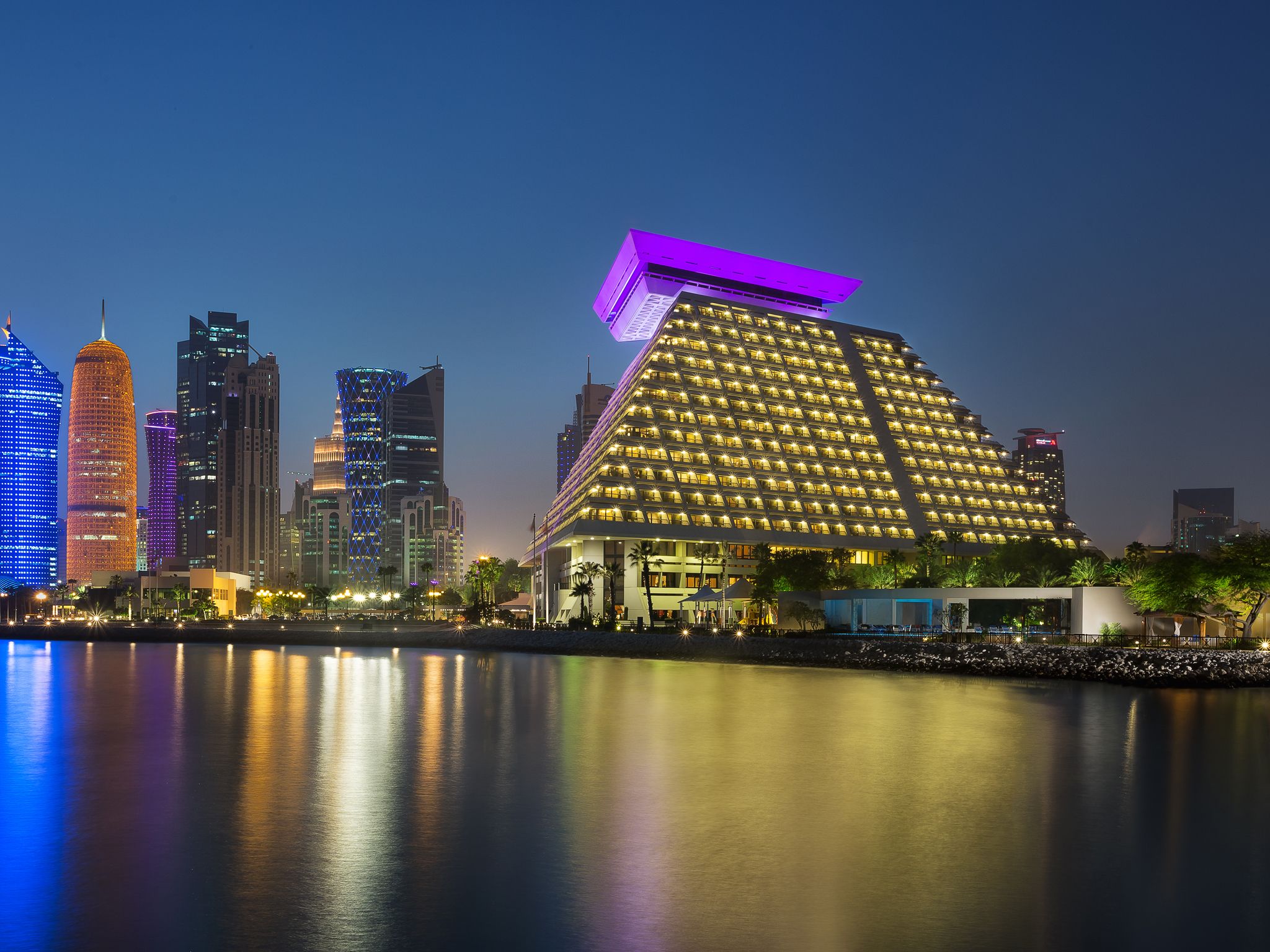Sheraton Grand Doha Resort Luxury Business Hotel